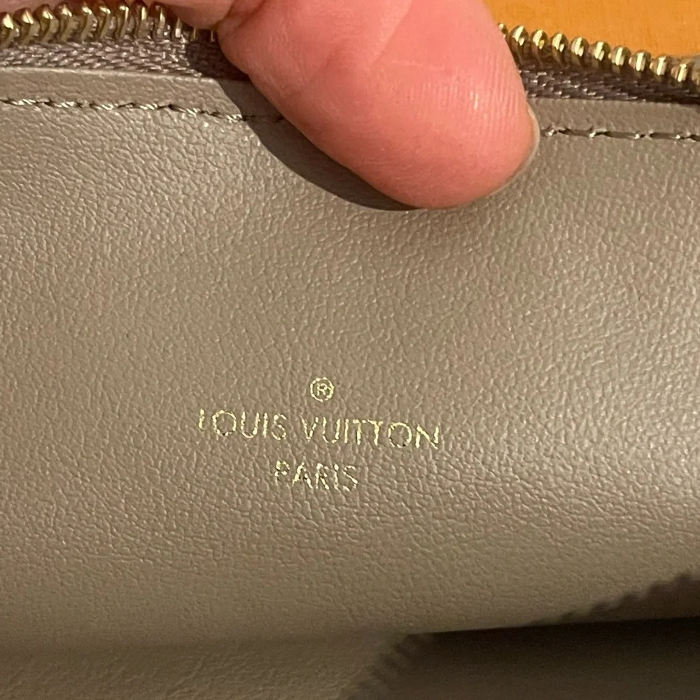 Louis Vuitton Taupe Bicolor Felicie - Picture 5 of 13
